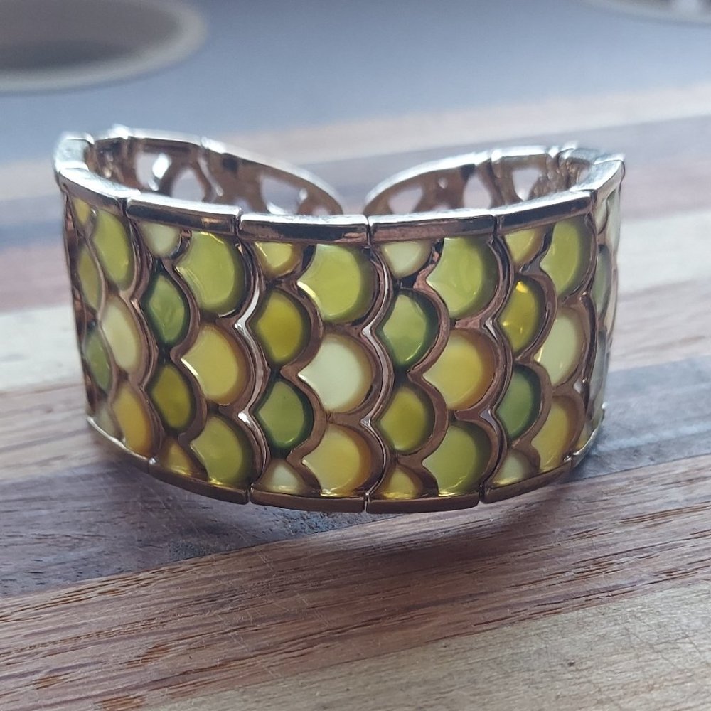 Medieval Dragon Scale Lucite Green Yellow Cream Gold Tone Targaryen Cuff